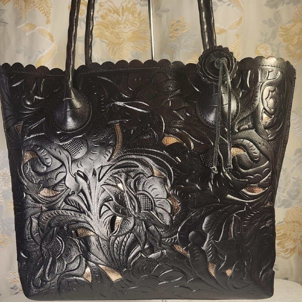 Patricia Nash Tooled Cutout Black/Gold Leather Adeline Tote Bag